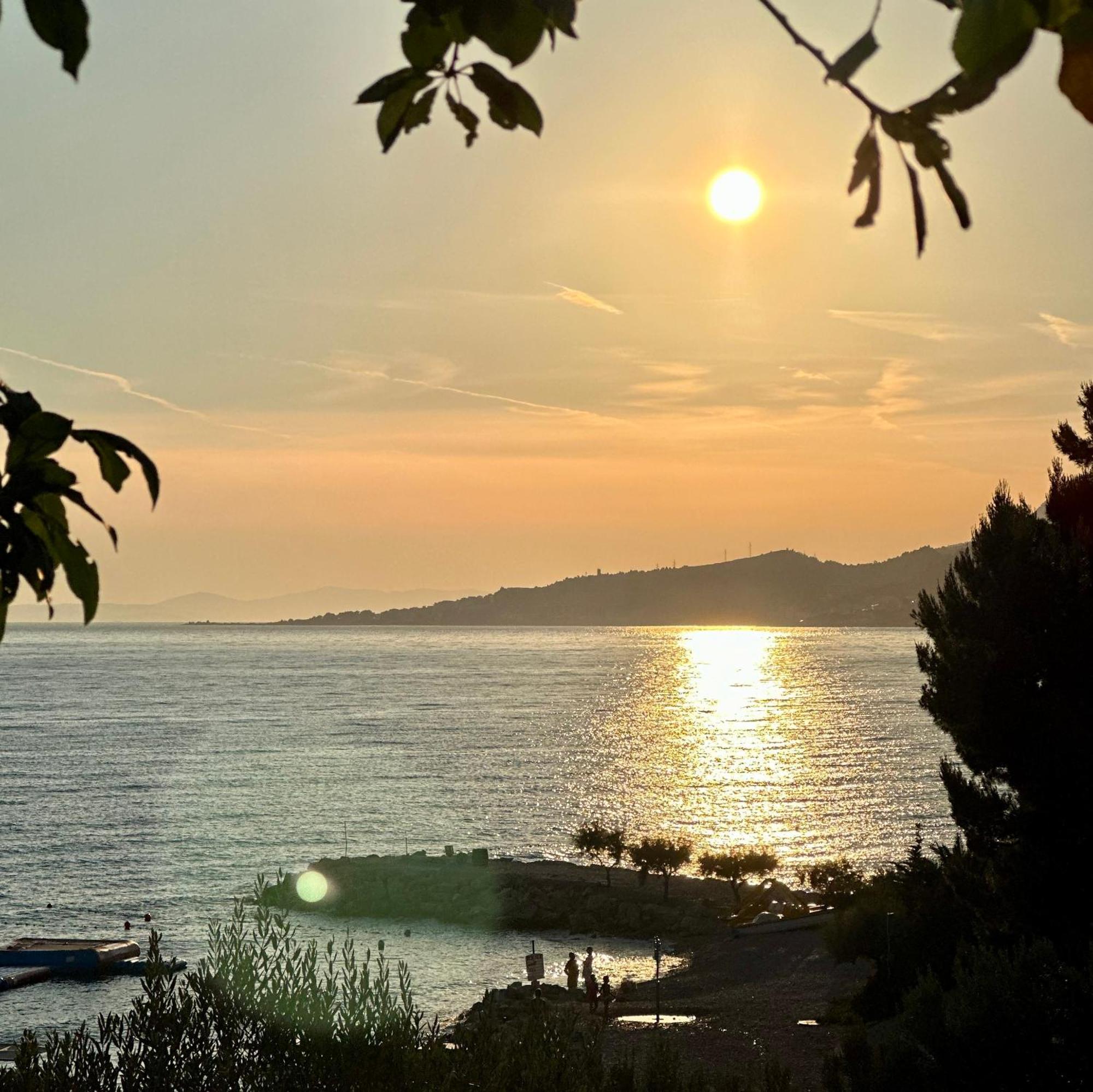 Hotel Villa Miramar Omiš Exterior foto